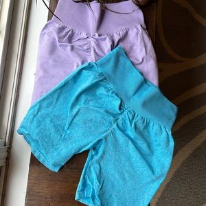 Amazon Scrunch Short Set